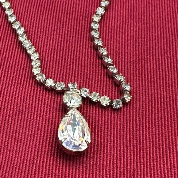 VTG Weiss Prong-Set Faceted Crystal Silver-Tone Necklace - Picture 15 of 15